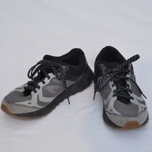 New Balance Men's 590v3 Running-Shoes Gray & Black